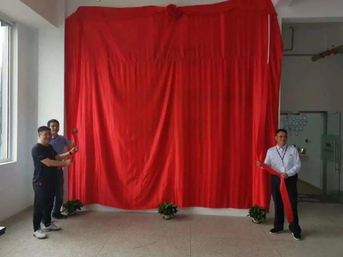 AOC全屏顯示 上海 運(yùn)營(yíng)中心正式落成,全方位展示行業(yè)應(yīng)用場(chǎng)景